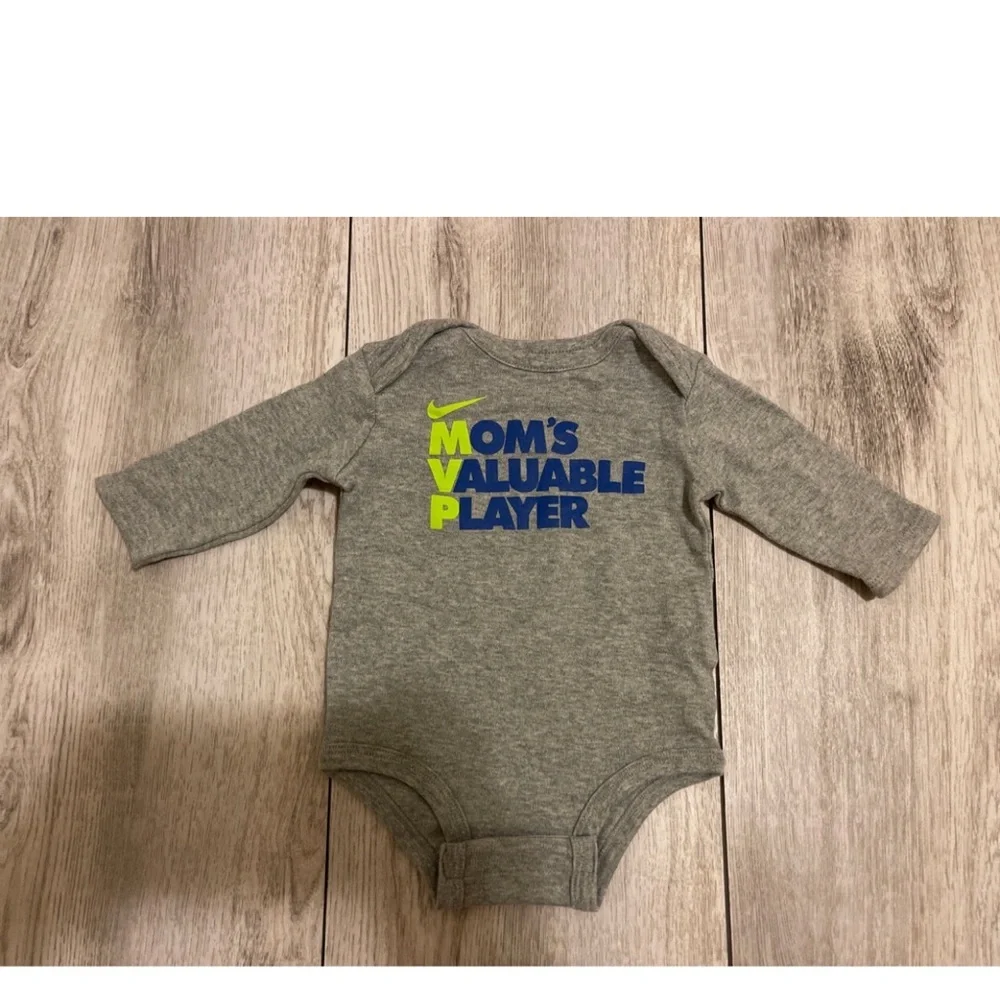 Nike Boy Onesie Bundle 0-3 Months